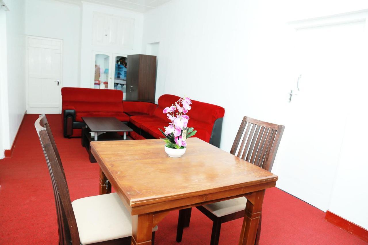 נוארה אליה Oyo 238 Selva'S Guest House מראה חיצוני תמונה